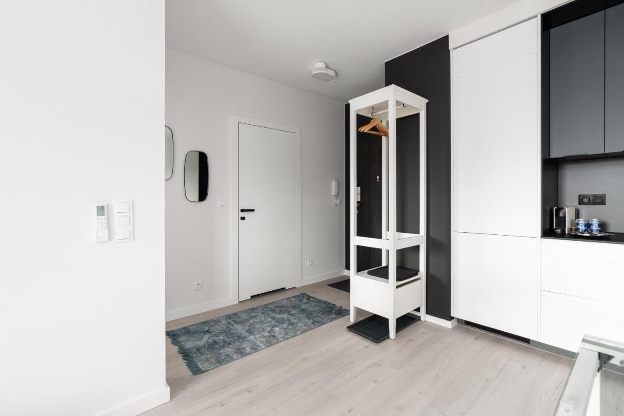 Stara Cegielnia Lake View Apartment By Renters Prestige Poznan Exterior photo